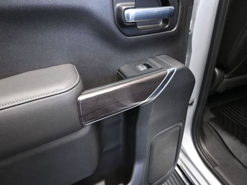 Used 2019 Chevrolet Silverado 1500 LTZ w/ LTZ Plus Package image 15