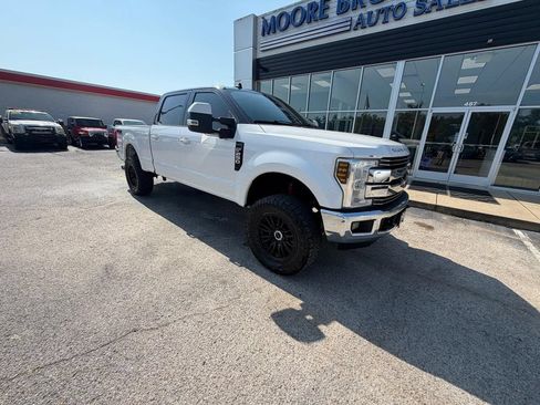Used 2019 Ford F250 Lariat w/ Lariat Ultimate Package AWD/4WD image 2