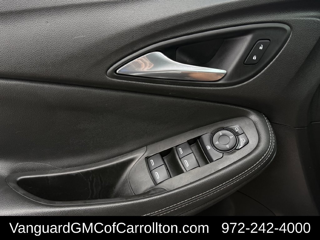 Used 2020 Buick Encore GX Select FWD image 25