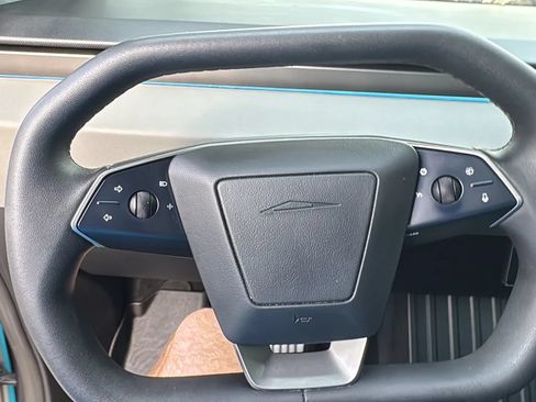 Used 2024 Tesla Cybertruck AWD Crew Cab image 15