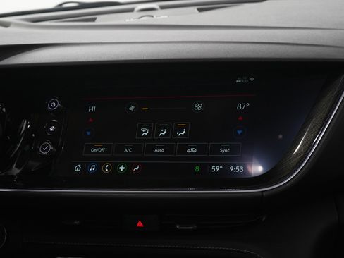 Used 2023 Buick Envision Essence w/ Sport Touring Package AWD/4WD image 15
