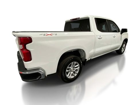 Used 2024 Chevrolet Silverado 1500 LT AWD/4WD image 4