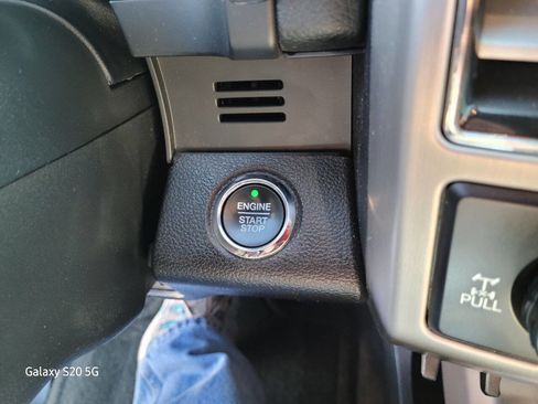 Used 2018 Ford F150 Platinum w/ Equipment Group 701A Luxury image 34