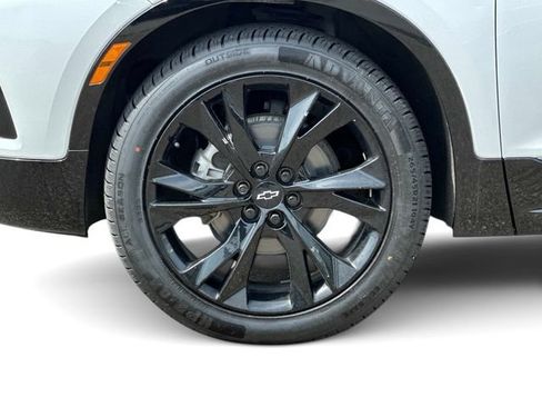 Used 2021 Chevrolet Blazer RS w/ LPO, Floor Liner Package FWD image 8