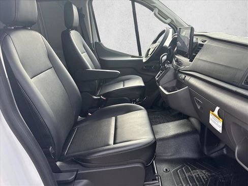 New 2026 Ford Transit 150 Low Roof RWD image 21