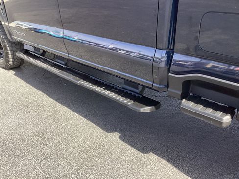 Used 2024 Ford F350 XLT w/ XLT Premium Package image 17