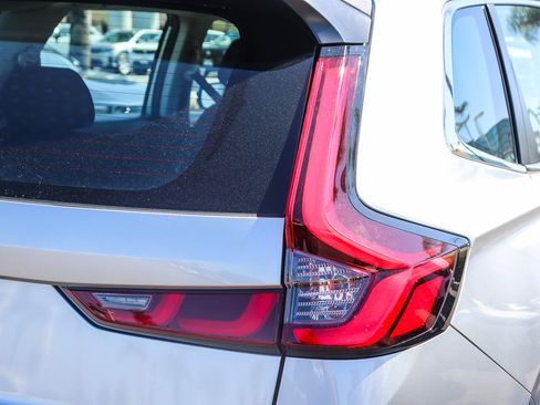 Certified 2024 Honda CR-V LX image 9