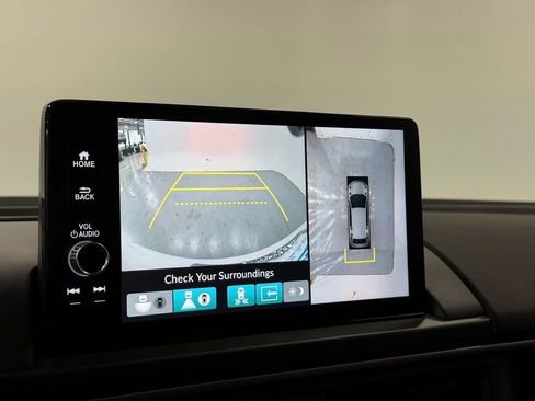 Used 2025 Honda Pilot Elite image 21