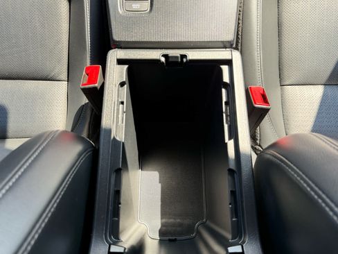 Used 2023 Honda Civic EX-L image 27