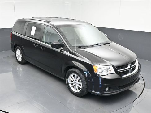 Used 2019 Dodge Grand Caravan SXT FWD image 24