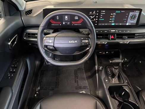 Used 2026 Kia K4 EX FWD image 15