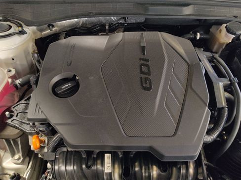 Used 2025 Hyundai Sonata SEL FWD image 30