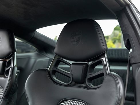 Certified 2018 Porsche 911 GT3 RWD image 29