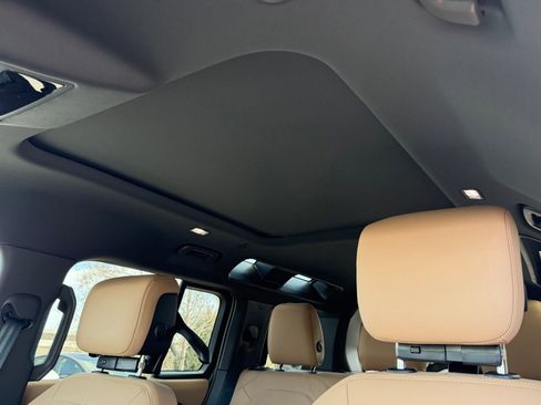 New 2026 Land Rover Defender 110 S image 23