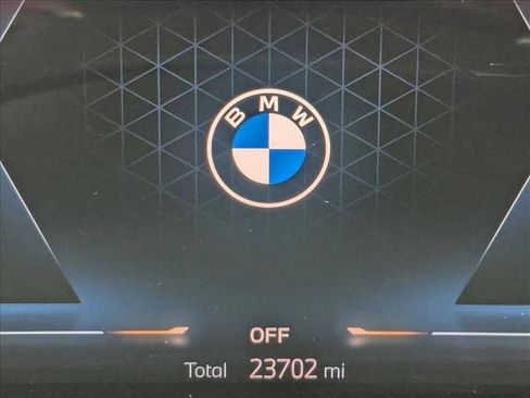 Used 2024 BMW X7 xDrive40i AWD/4WD image 11