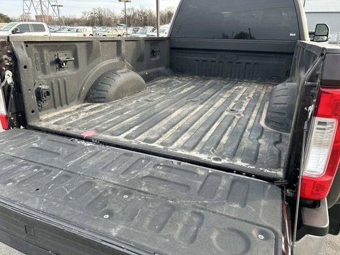 Used 2018 Ford F350 XLT image 16