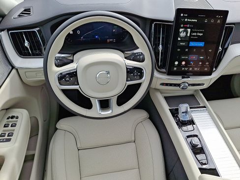 New 2026 Volvo XC60 T8 Ultra AWD/4WD image 7