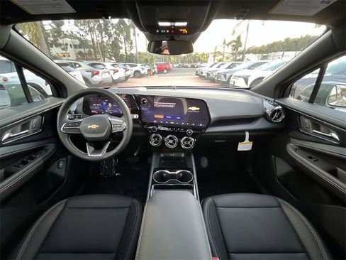 New 2026 Chevrolet Blazer EV LT image 19