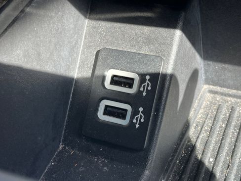 Used 2018 Ford F150 King Ranch w/ Equipment Group 601A Luxury image 17