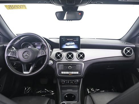 Used 2018 Mercedes-Benz CLA 250 4MATIC image 30