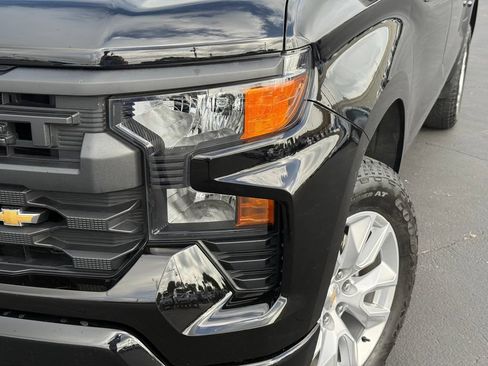 Certified 2025 Chevrolet Silverado 1500 Custom RWD image 2