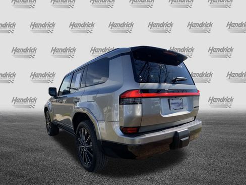 Certified 2026 Lexus GX 550 w/ Accessory Package (2T) image 8