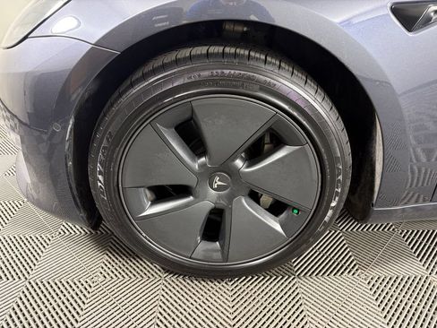Used 2022 Tesla Model 3 Long Range AWD/4WD image 11