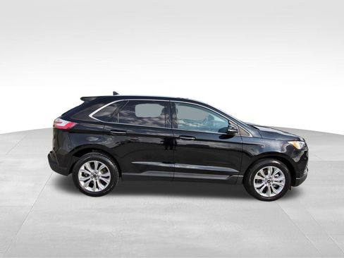 Used 2024 Ford Edge Titanium image 5