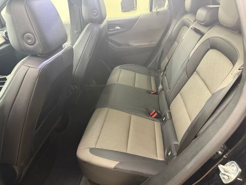 Used 2025 Chevrolet Equinox LT w/ Convenience Package II AWD/4WD image 6