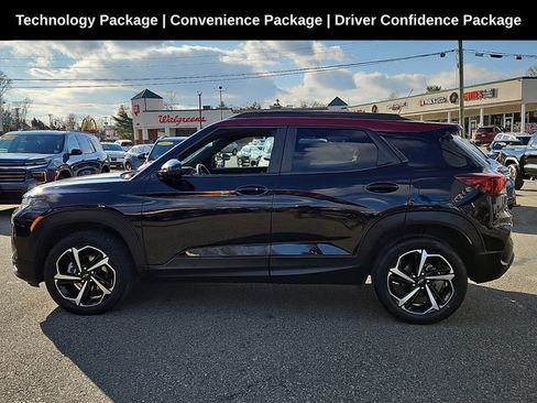 Used 2022 Chevrolet TrailBlazer RS w/ Technology Package image 5