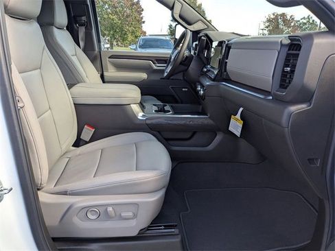 New 2026 GMC Sierra 2500 SLT w/ SLT Premium Package image 37