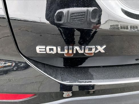 Used 2024 Chevrolet Equinox LT w/ LPO, Floor Liner Package image 31