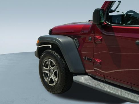 Used 2022 Jeep Wrangler Sport AWD/4WD image 34