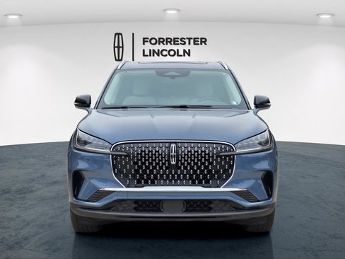 New 2026 Lincoln Aviator Premiere image 8