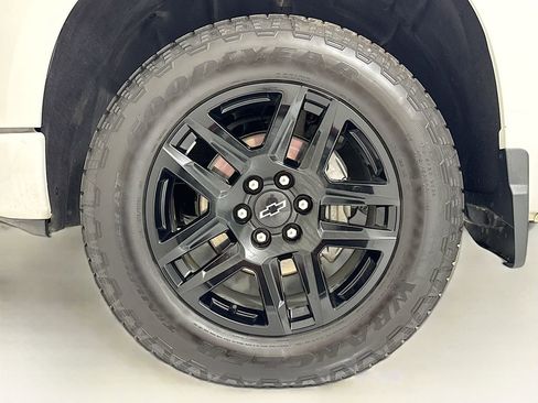 Used 2023 Chevrolet Silverado 1500 Custom image 25