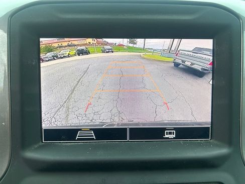 Used 2023 Chevrolet Silverado 1500 Custom AWD/4WD image 17