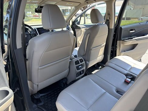 Used 2016 Honda Pilot Touring image 27
