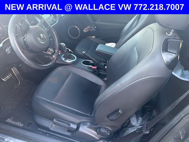 Used 2015 Volkswagen Beetle R-Line FWD image 3