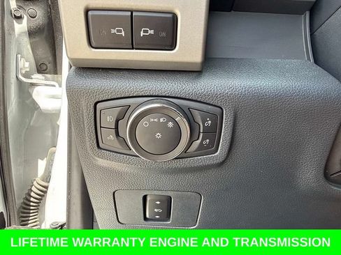 Used 2022 Ford F350 Lariat w/ Chrome Package RWD image 32