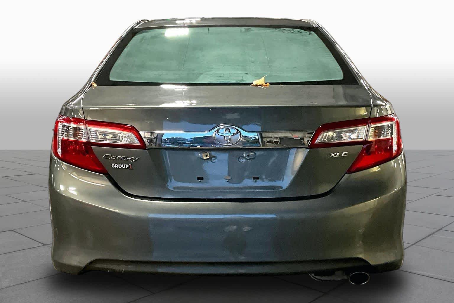 Used 2014 Toyota Camry XLE FWD image 5