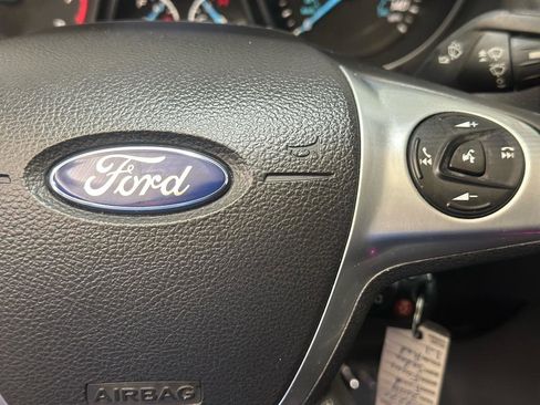 Used 2014 Ford Focus SE w/ Equipment Group 201A FWD image 26
