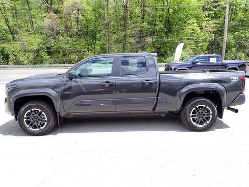 Certified 2026 Toyota Tacoma TRD Sport AWD/4WD image 9
