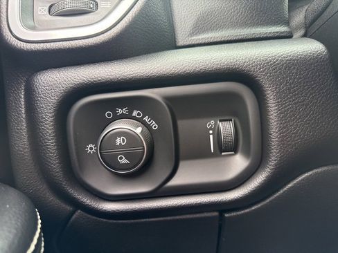 Used 2022 RAM 2500 Big Horn w/ Level A Equipment Group image 13