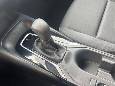 Used 2024 Toyota Corolla LE FWD image 30