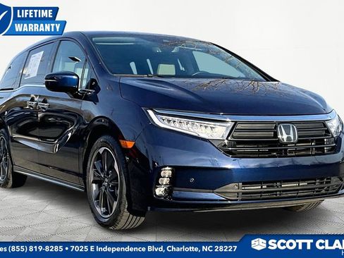 Used 2024 Honda Odyssey Elite image 1