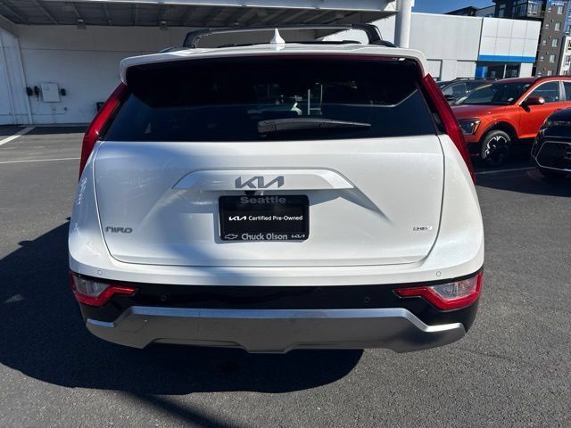 Certified 2024 Kia Niro FWD image 7