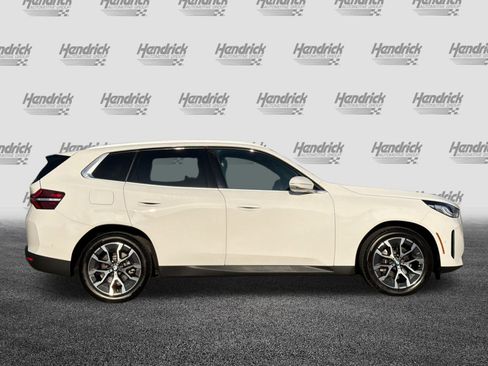 Used 2025 BMW X3 xDrive30i w/ Premium Package image 3