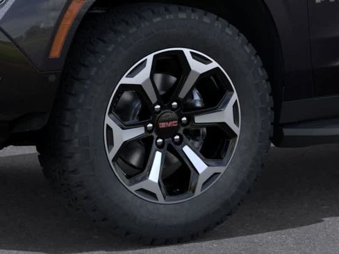 New 2026 GMC Yukon AT4 w/ Premium Trailering Package AWD/4WD image 9