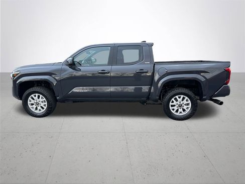 Used 2024 Toyota Tacoma SR5 image 10