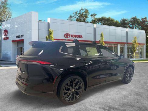 New 2026 Toyota Crown Signia w/ Advanced Technology Package AWD/4WD image 4